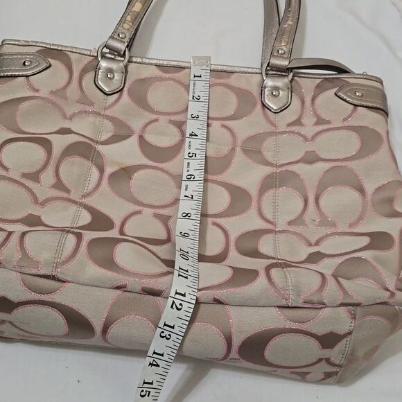 Coach Purse Tan and Light - Picture 5 of 11